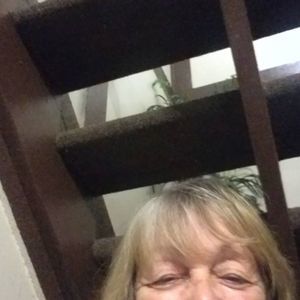 Meet your Posher, Sharon